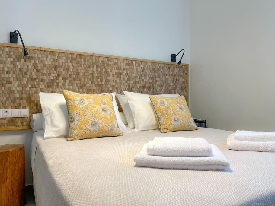Just Live Apartment Triovasalos Bagian luar foto