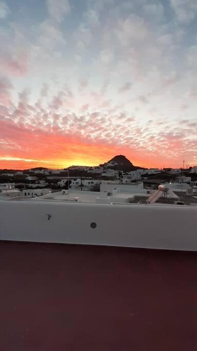 Just Live Apartment Triovasalos Bagian luar foto