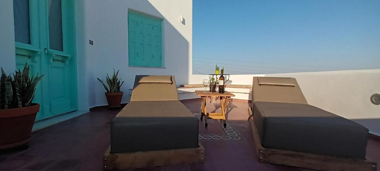 Just Live Apartment Triovasalos Bagian luar foto